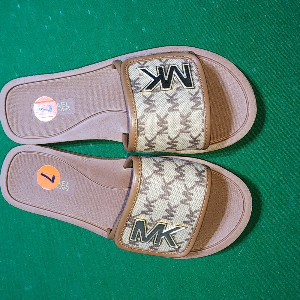 Michael Kors Slides
